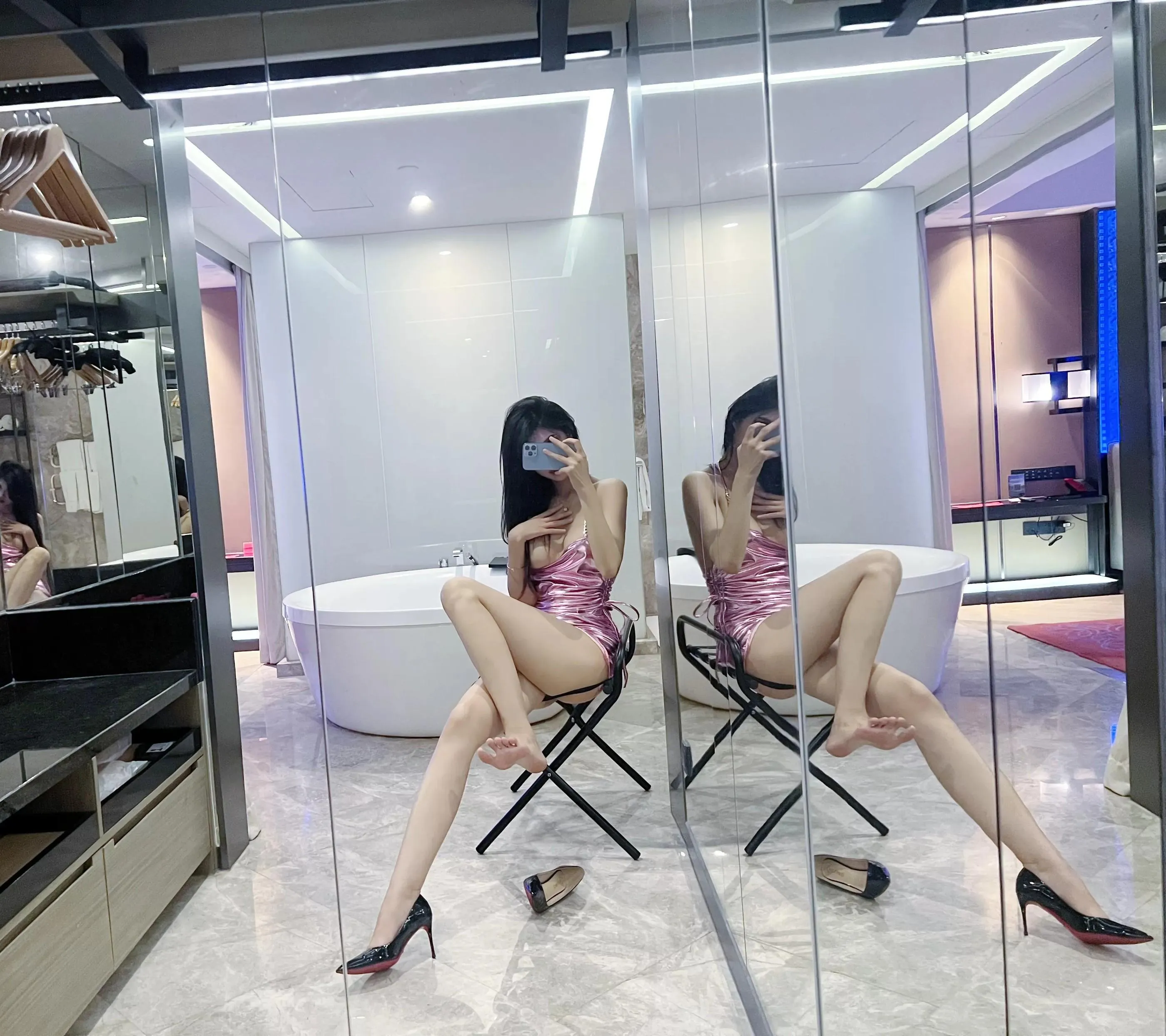 NO.005 葛征 – 红底高跟 [17P]插图